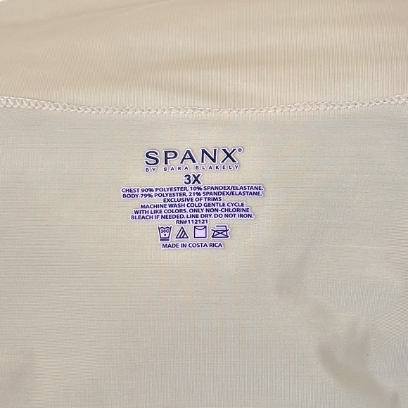 SPANX Hide & Sleek Lace Trim V-Neck Cami - Picture 6 of 6